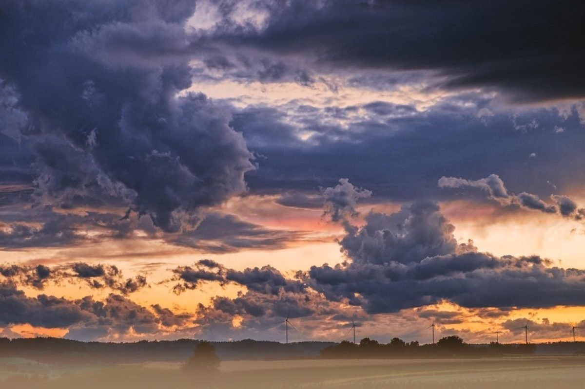 clouds-5416914-1280